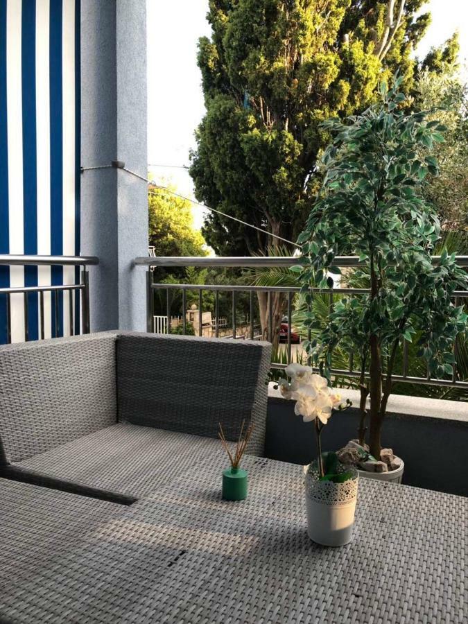 Apartment Nicole Novalja Exterior photo